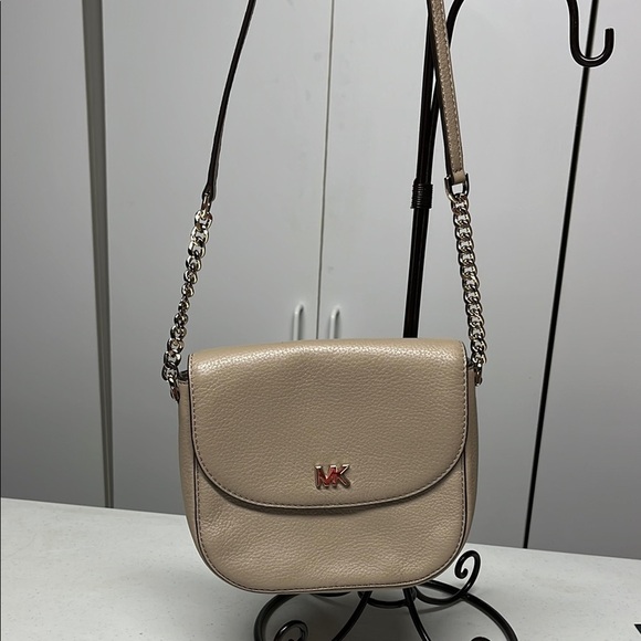 Michael Kors Beige Crossbody Bag - Picture 1 of 12